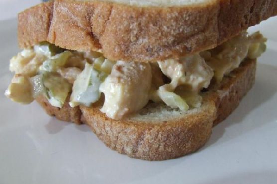 Dairy Free Chicken Salad | Made by Meaghan Moineau