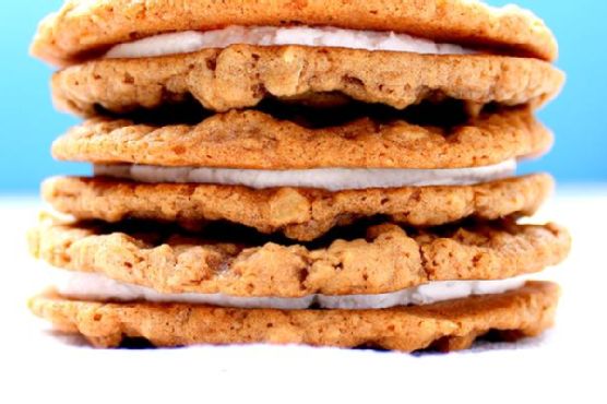 Homemade Oatmeal Cream Pies | Made by Meaghan Moineau