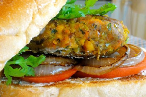 Masala-Tofu Burger | Made by Meaghan Moineau