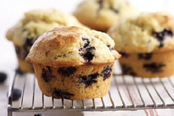 Lavender-Infused Gluten-Free Blueberry Muffins with Almond Crunch recipe by Meaghan Moineau