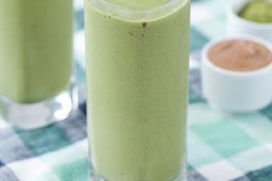 Tropical Almond Matcha Energy Smoothie with Coconut and Spirulina recipe by Meaghan Moineau
