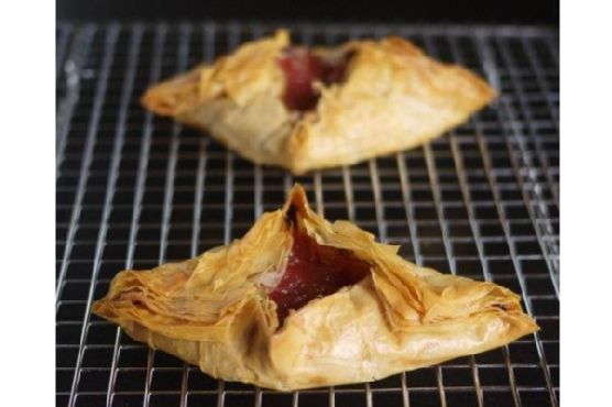 Spiced Rhubarb and Apple Phyllo Pockets with Hazelnut Drizzle recipe by Meaghan Moineau