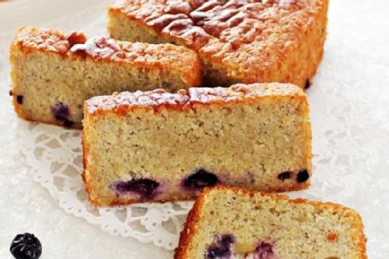 Lemon Blueberry Yoghurt Cake with Almond Streusel Topping recipe by Meaghan Moineau
