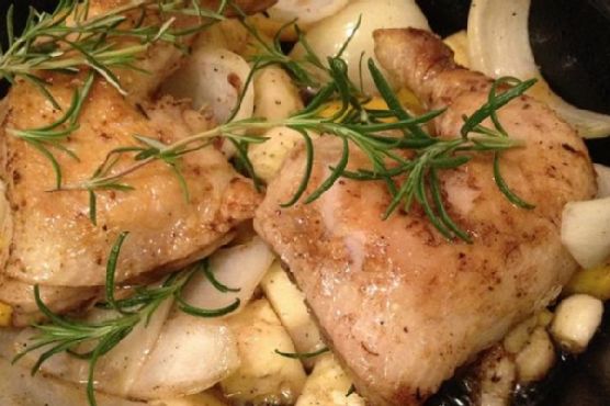 Maple-Glazed Roast Chicken with Apple-Rosemary Medley recipe by Meaghan Moineau